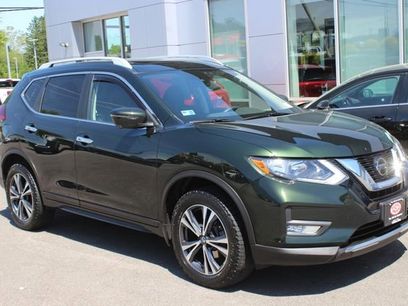 Used 2020 Nissan Rogue SV w/ Sun & Sound Touring Package