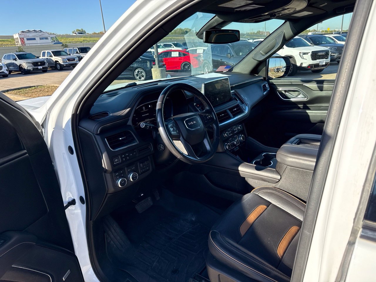 Used 2022 GMC Yukon XL AT4 w/ Max Trailering Package AWD/4WD image 20