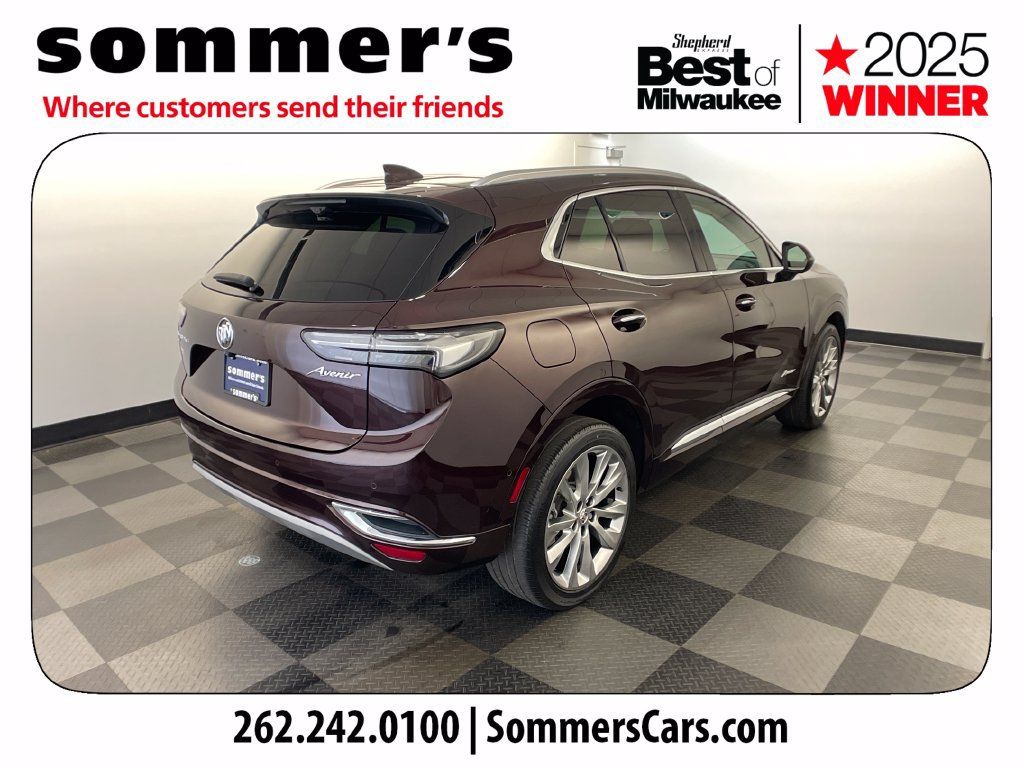 Used 2022 Buick Envision Avenir w/ Technology Package II AWD/4WD image 5