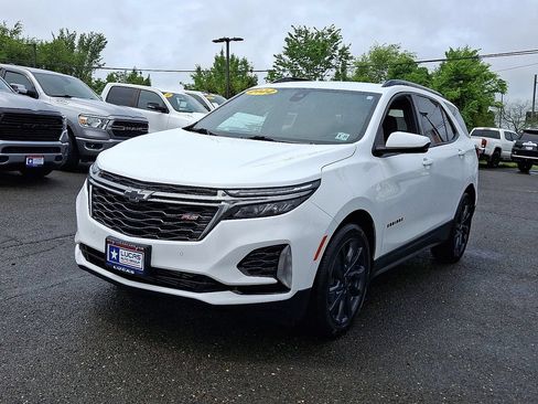 Used 2022 Chevrolet Equinox RS FWD image 5