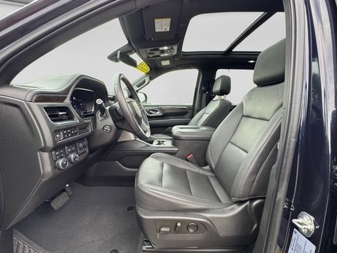 Used 2022 Chevrolet Tahoe LT w/ LT Signature Package AWD/4WD image 19