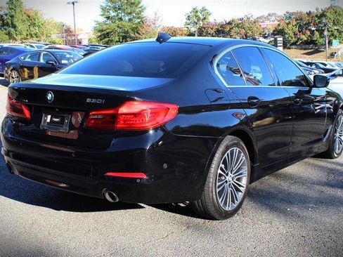 Used 2020 BMW 530i w/ Convenience Package image 5