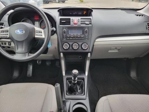 Used 2014 Subaru Forester 2.5i image 14