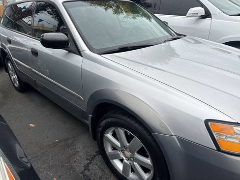 Used 2007 Subaru Outback 2.5i image 8