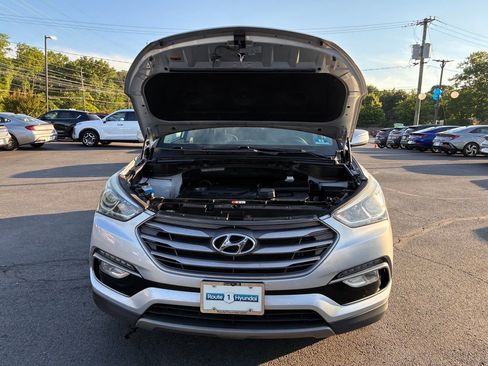 Used 2018 Hyundai Santa Fe Sport w/ 2.4L Value Package 02 FWD image 10