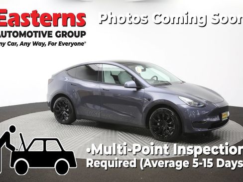 Used 2022 Tesla Model Y Long Range AWD/4WD image 44