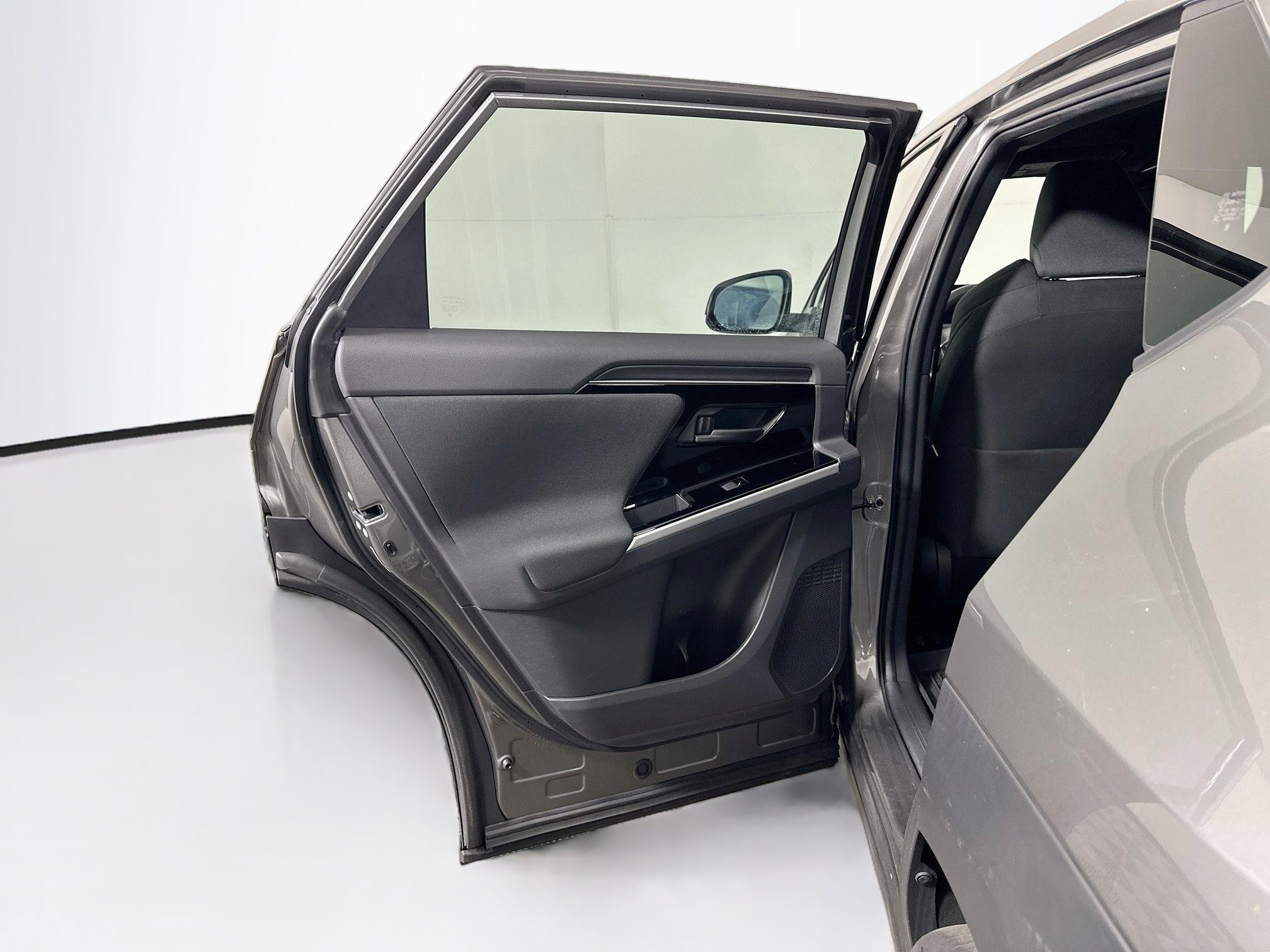 Used 2023 Subaru Solterra AWD image 25