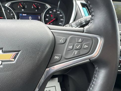 Used 2022 Chevrolet Equinox LT AWD/4WD image 28
