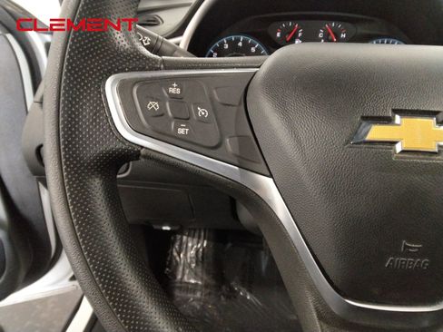 Used 2022 Chevrolet Malibu LT FWD image 11