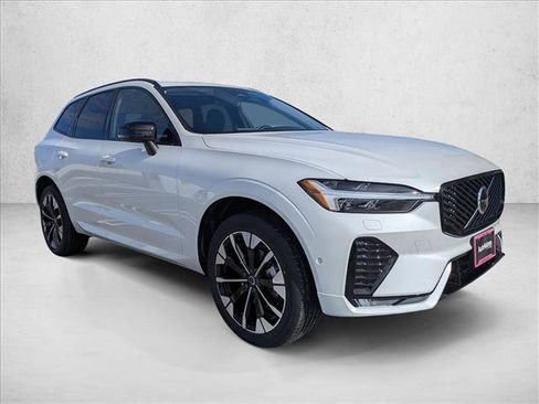 New 2026 Volvo XC60 B5 Plus w/ Protection Package Premier image 7