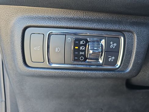 Used 2021 Lincoln Corsair Reserve w/ Elements Package image 25