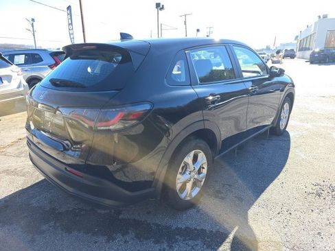 Used 2025 Honda HR-V LX image 5
