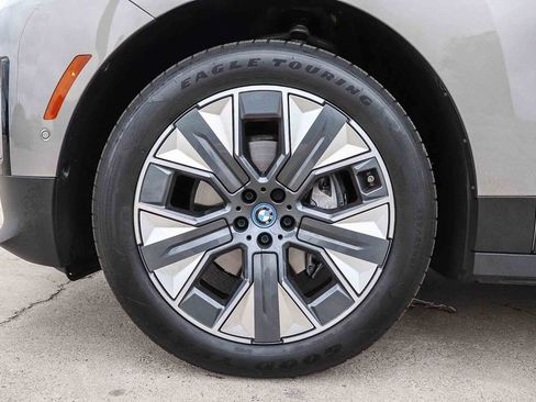 Used 2025 BMW iX xDrive50 w/ Convenience Package AWD/4WD image 13