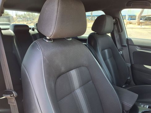 Used 2023 Honda Civic Sport image 12