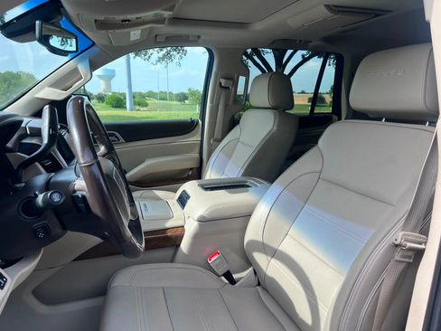 Used 2019 GMC Yukon Denali w/ Denali Ultimate Package RWD image 17