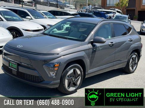 Used 2024 Hyundai Kona SEL image 1