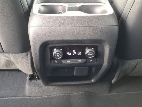 New 2026 Chevrolet Traverse RS FWD image 19