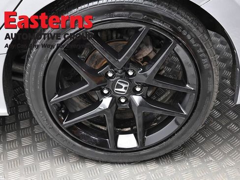 Used 2022 Honda Civic Sport image 8