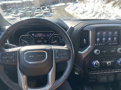 Used 2021 GMC Sierra 1500 Denali w/ Technology Package image 15