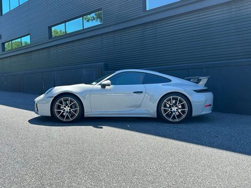 Certified 2025 Porsche 911 Carrera RWD image 2