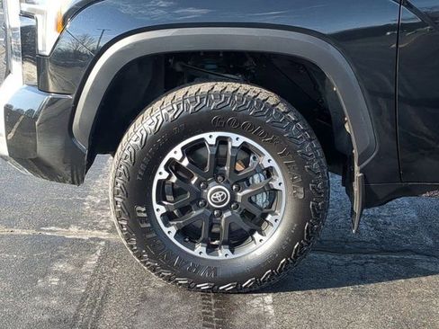 Used 2022 Toyota Tundra SR5 w/ TRD Off-Road Premium Package image 7