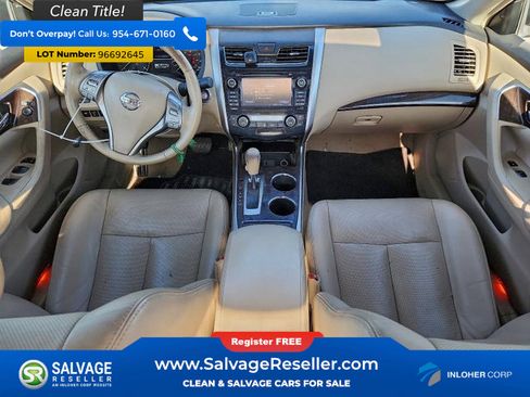 Used 2013 Nissan Altima 2.5 SL w/ Technology Pkg image 11
