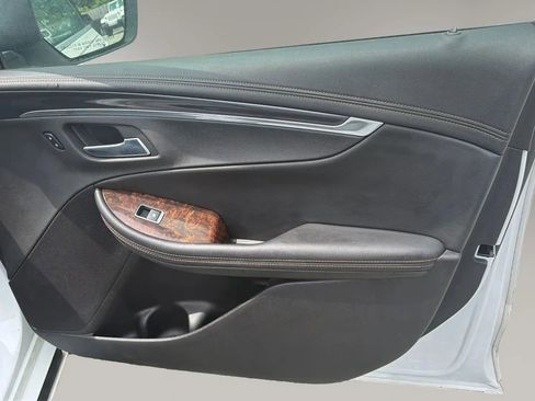 Used 2014 Chevrolet Impala LT w/ Premium Seating Package FWD image 41