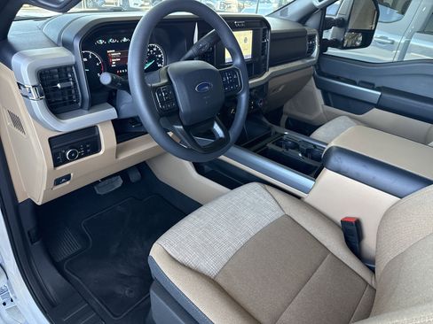 New 2026 Ford F350 XLT w/ FX4 Off-Road Package AWD/4WD image 19