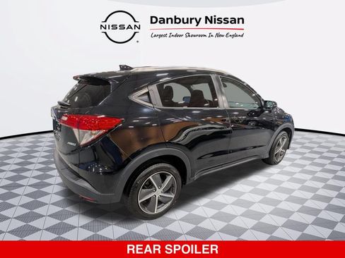 Used 2021 Honda HR-V EX image 3