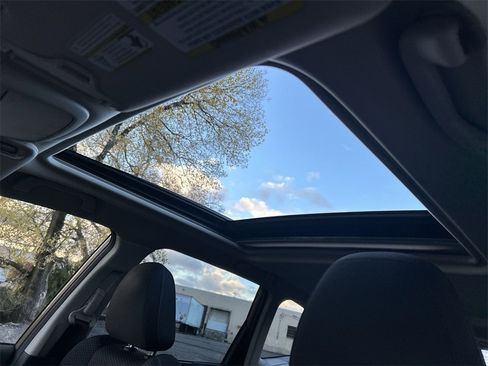 Certified 2023 Subaru Forester Premium image 24