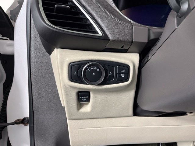 Used 2019 Lincoln Nautilus Premier AWD/4WD image 18