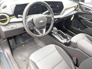 New 2026 Chevrolet Trax LT w/ Driver Confidence Package FWD video 3
