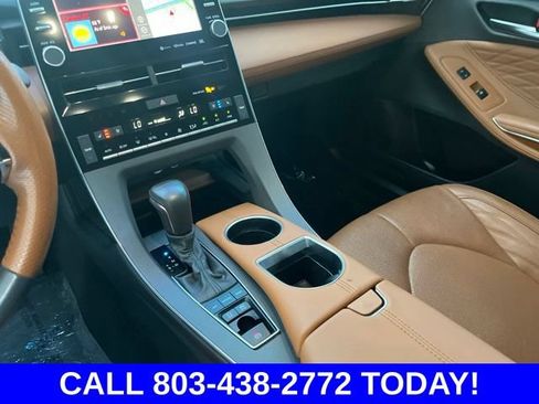 Used 2021 Toyota Avalon Limited w/ Advanced Safety Package FWD image 28