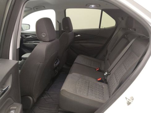 Used 2024 Chevrolet Equinox LT w/ LPO, Floor Liner Package image 18
