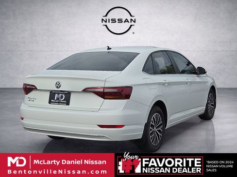 Used 2019 Volkswagen Jetta FWD image 5