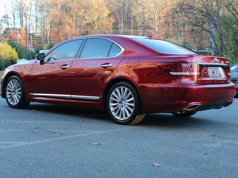 Used 2013 Lexus LS 460 image 4