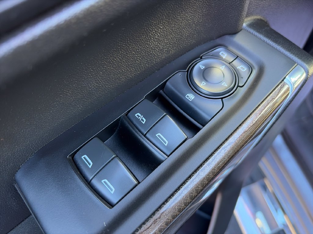Used 2022 Chevrolet Silverado 1500 RST AWD/4WD image 16