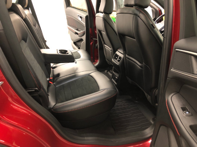 Used 2023 Ford Edge ST-Line AWD/4WD image 32