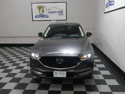Used 2019 MAZDA CX-5 Touring image 3