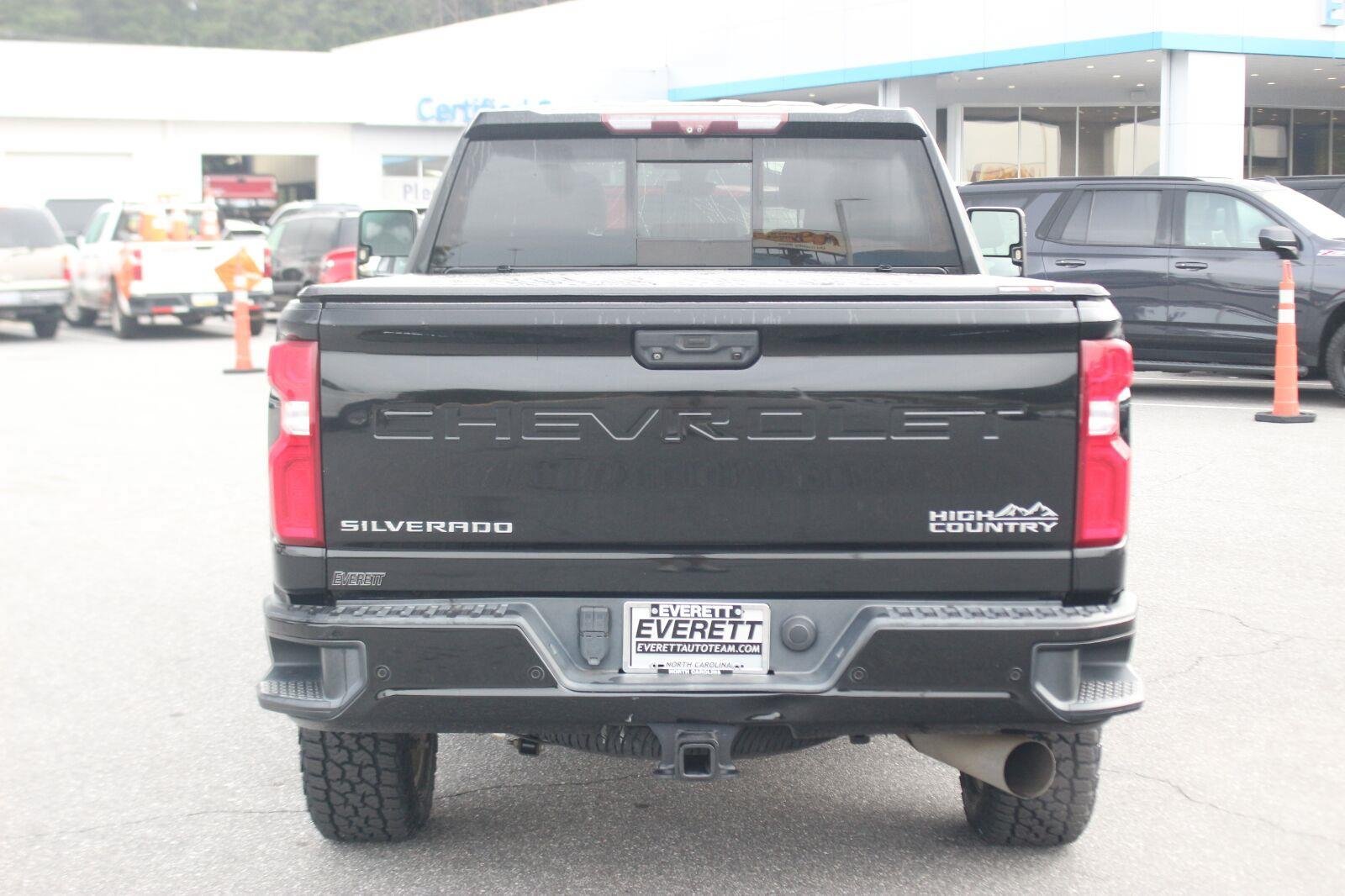 Used 2020 Chevrolet Silverado 2500 High Country AWD/4WD image 6