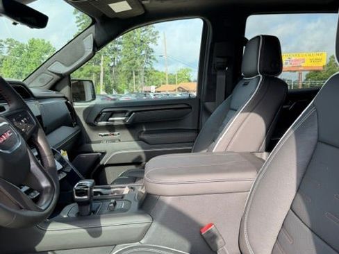 New 2026 GMC Sierra 1500 AT4X w/ LPO, Black Badging Package AWD/4WD image 14