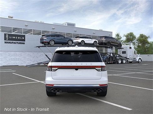 New 2026 Lincoln Aviator Reserve image 5