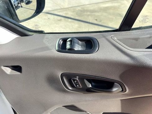 Used 2023 Ford Transit 350 XLT image 17