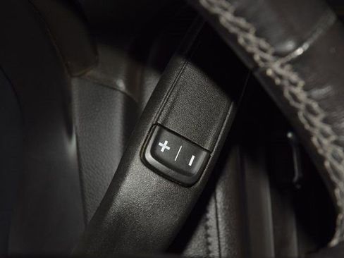 Used 2022 Chevrolet Silverado 2500 High Country w/ Safety Package II image 34