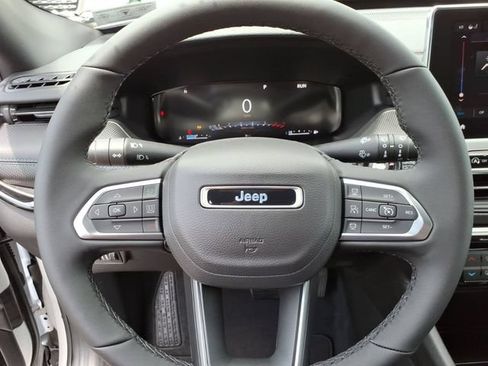 New 2026 Jeep Compass Limited AWD/4WD image 10