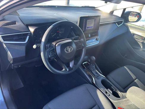 Used 2024 Toyota Corolla LE image 8