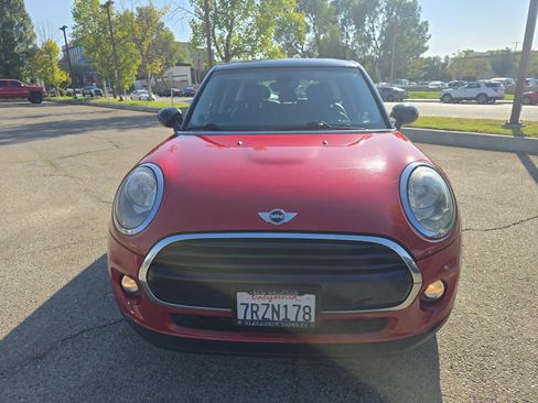 Used 2016 MINI Cooper 4-Door Hardtop FWD image 2