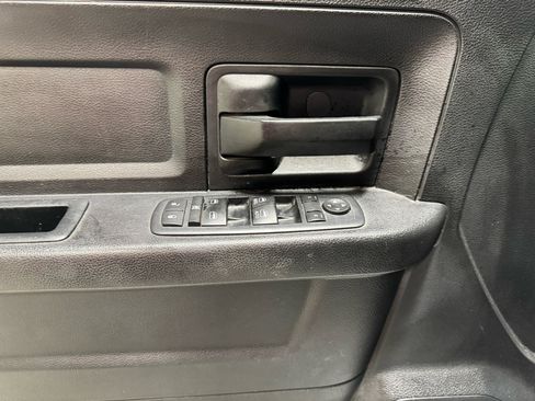 Used 2017 RAM 1500 Express image 20