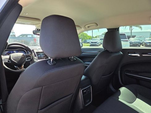 Used 2023 Chrysler 300 Touring w/ Sport Appearance Package RWD image 23