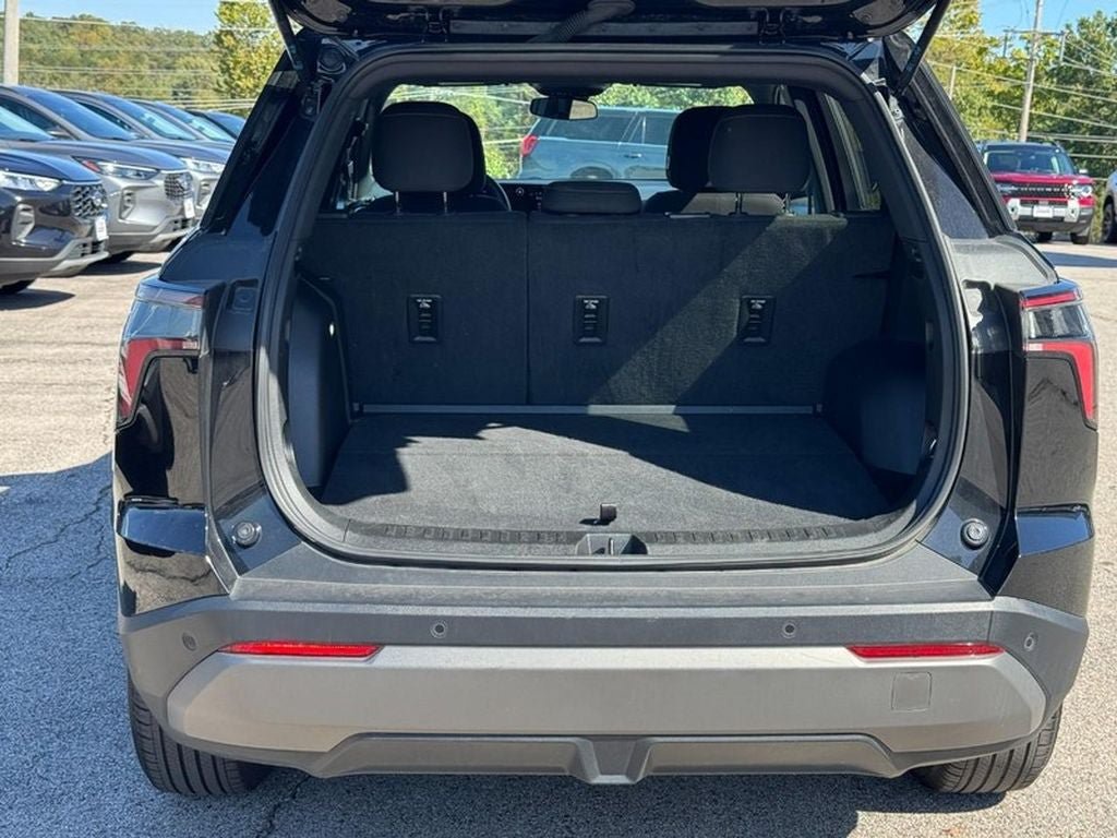 Used 2025 Chevrolet Equinox LT AWD/4WD image 23